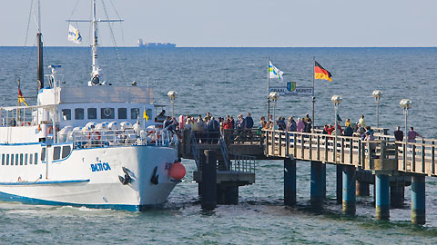 Ausflug auf die Ostsee mit dem Fahrgastschiff